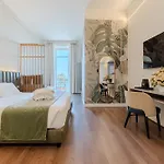 罗立皇宫酒店 3*