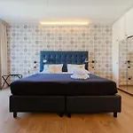 Lolli Palace Ξενοδοχείο 3*