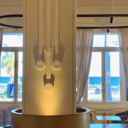 Lolli Palace Отель