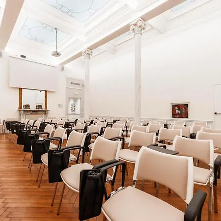 Lolli Palace Szálloda