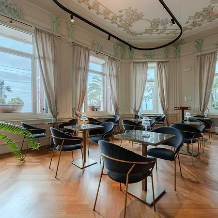 Hotell Lolli Palace