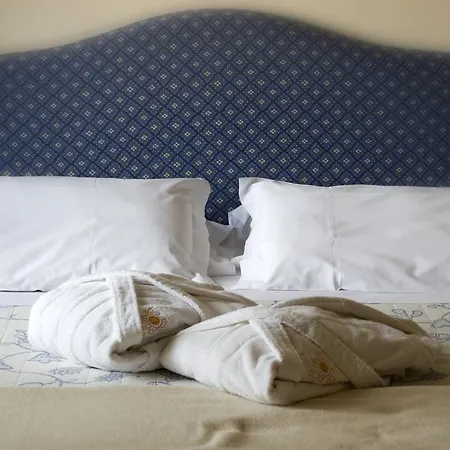 Отель Lolli Palace